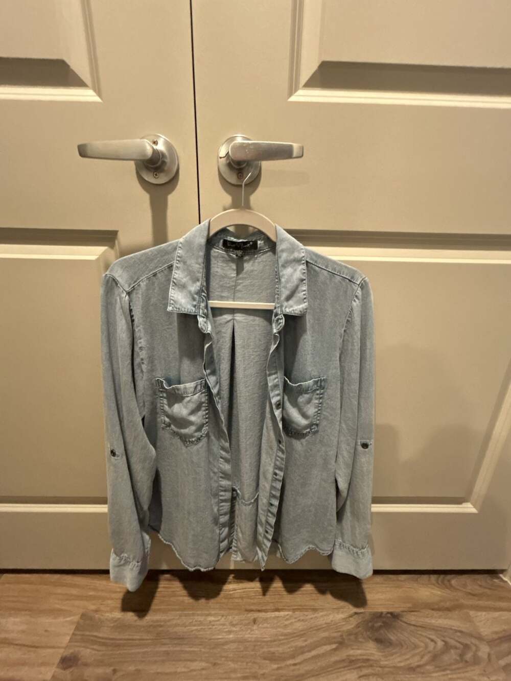 Vintage Havana Chambray Button Down Shirt Light Wash